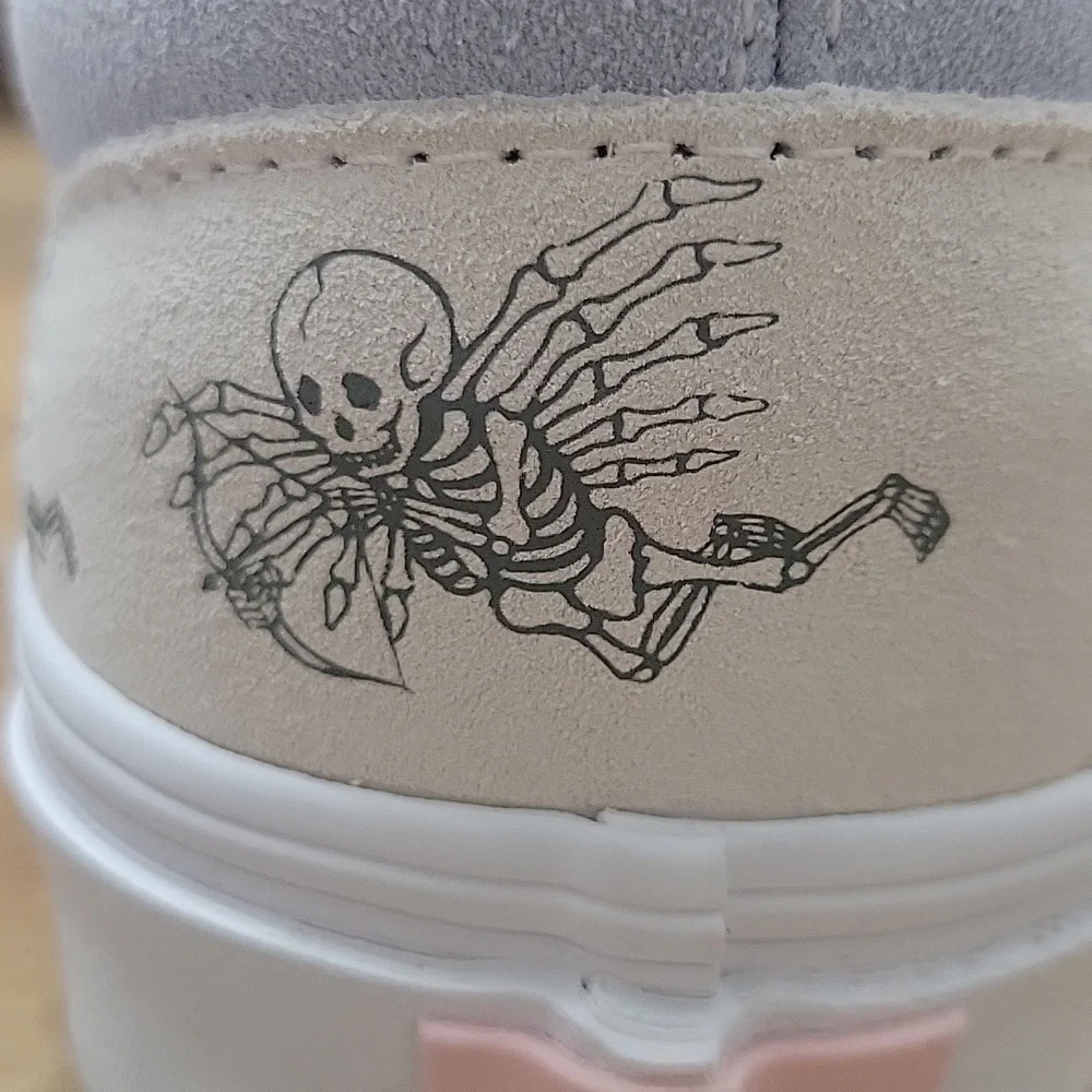 Van's Classic slip on Brand new. - Picture 9 of 12